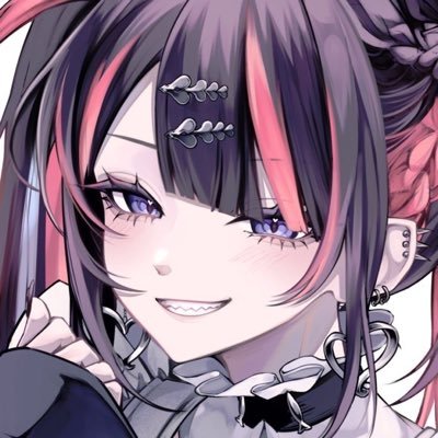 らゔぃです✌🏻推しが尊すぎて困っている人 。 歌を歌ってます 。 🌈∣🍰🧁🐟🍴👟☯🧷🐈⬛∣▶️∣🔥☄️∣🔳∣📢⚔️