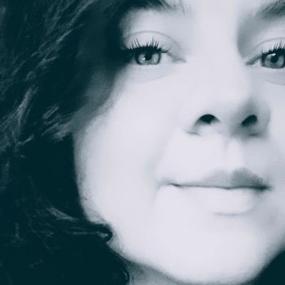 Dağdan döne döne gelen kolalı jelibonu komodo ejderi yemiş