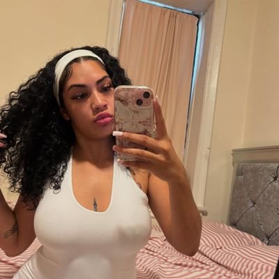 Laura2085587's profile picture.