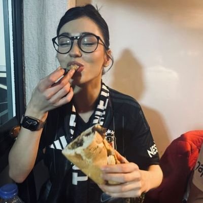gulcanisii Profile Picture