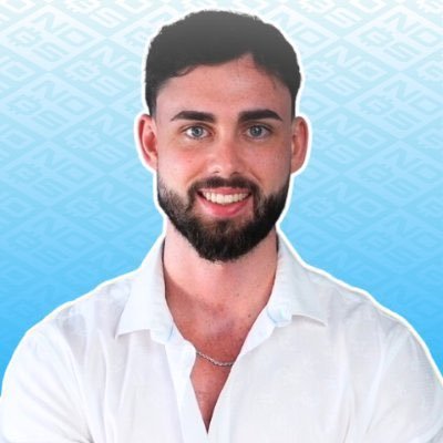Financial Freedom is a choice 💸 NO BS crypto host 🔊 EX-banker 🏦 I’ve saved 150k investors from harmful crypto advice 📘