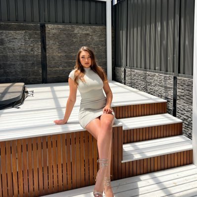 Just a small town girl living in a web3 world.