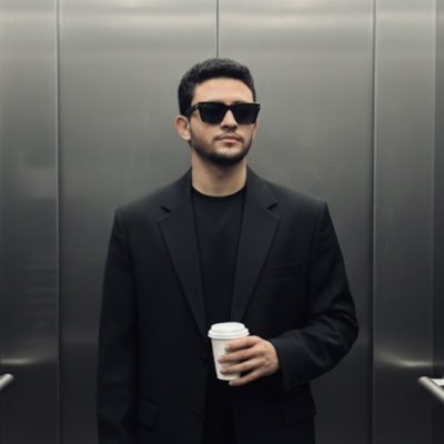 Moathz6's profile picture. مسلم على الجادّة، على نهج الأوائل، خارج عن شذوذ العصر... ولا يُعطّل بفلسفة الحشو.