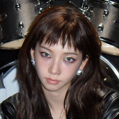 clustwr's profile picture. 𝐜𝐨𝐩𝐩𝐢𝐞𝐬𝐭, area from the bold centers of universe. 𝙆𝙖𝙧𝙞𝙣𝙖 Yu.