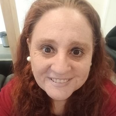No me subestimes. Pienso más de lo que hablo, se más de lo que digo y noto más de lo que te das cuenta!!