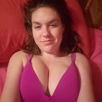 WalkerMia199's profile picture. 