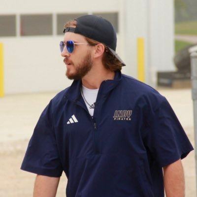 Offensive Analyst and Running Backs @DreamU_IndyFB
Scout for @PrepRedzoneKS and @PrepRedzone
Fear God and Mediocrity
Kansas State Alum