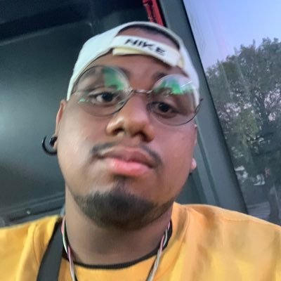 Eu_Gus_'s profile picture. acervo para os meus desenhos | 🇧🇷-SP | 23 anos |https://t.co/orWYqSpfhI