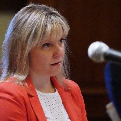 @CBC Correspondent at the National Assembly (QC). Journaliste à Radio-Canada (2001-18), entourée de gens passionnés par la politique. Email: cathy.senay@cbc.ca