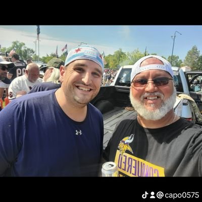 CAPO0517's profile picture. Loving life now.!!!!