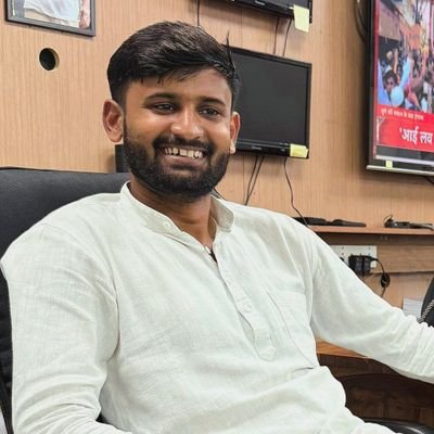 Krashnakantmis2's profile picture. writer,