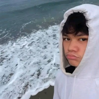 Arlandeeee's profile picture. 