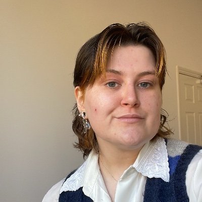 lucy_bickerton's profile picture. I like films and motorsport.
Sometimes I make 3D models.
Currently using my Master’s degree to stack shelves 🫡

She/They