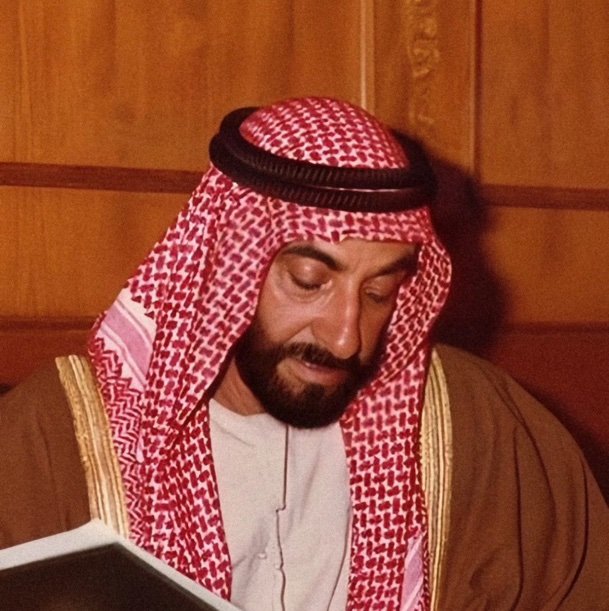 في النهاية لسنا سوى عابرين.. سامحوني إن أخطأت، فكلنا راحلون 💭🤍