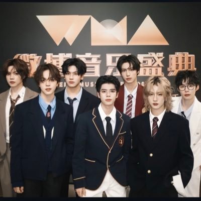 PearlsMook29's profile picture. หลักๆตาม NexT1DE เมนเซินโอมาร์ แต่ก็ตามศิลปินดาราติ่งเยอะแยะไปหมด555 (แพทริคINTO1 ,เนเน่ ชั้นเป็น The Killian จ้ะ ,ไซซี)