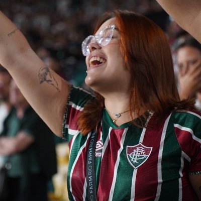Eu amo é meu time, o resto eu tenho consideração @fluminensefc 🇭🇺 | Malandragem boa é malandragem de mulher 🚬🌹🔱📿🎲