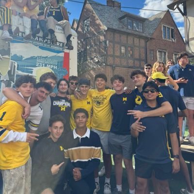 MasonSam033's profile picture. #goblue tigers lions wings