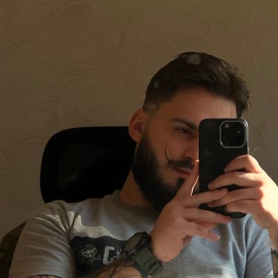 kernixJoe's profile picture. закінчив національну каламбурошну академію з шоколадною медаллю