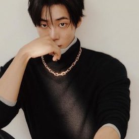 ( 𝐑𝐨𝐥𝐞𝐩𝐥𝐚𝐲𝐞𝐫 / 1999 ) 추영우, actor under J-Wide Company. Dimples on sight, cool boy energy with soft lighting. Pathfinder, Castle.
