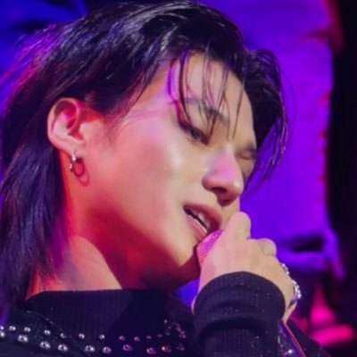 𖤐 31 F 🇺🇸 scientist | All for @ATEEZofficial | 6기 OT8 votiny/streamtiny | my Sannie @jinxy903 | atiny since 2021