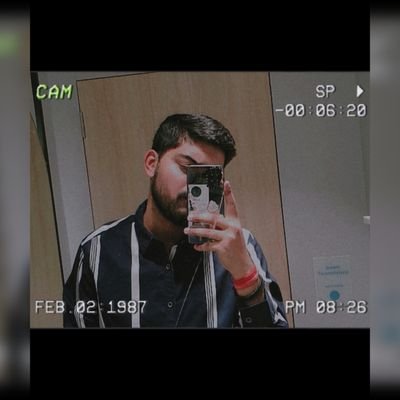 iamrya7's profile picture. Professional overthinker with a knack for tweeting.