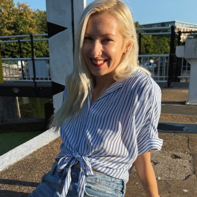 ✨ Yogi, writer and creator during the day, whore by night | 🌱 Vegan | 💌 book a date https://t.co/vIf44DbtXI or @AdultWorkcom | ✨ https://t.co/4DHH4pkHpE