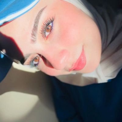 الصدف خرساء وصماء ولكنها تفعل بنا مالا تفعله المواعيد الناطقة