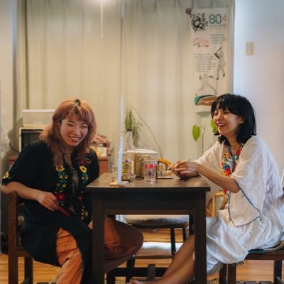 上靴が履きたい二人(下衆milk.)によるお休み系音楽隊。 トイ楽器とギター。染谷 藍さん@13_369と、タカハシシカロ@naaaco369。沼へのご連絡は369numa@gmail.com へ🍧instagram@369numa