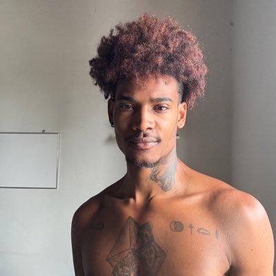 Baiano 🇧🇷🤎 Adult Content 🔞 - Collabs for DM 📨- Follow too in: @baianinhox - https://t.co/TupTWCH79r / Plataformas e redes no link abaixo ⬇️