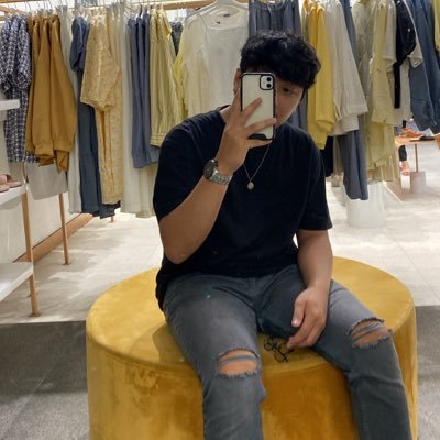xacael's profile picture. otrovert