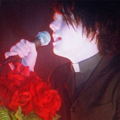 downcsted__'s profile picture. 16 // IG: cmtry_dr1ve