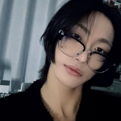 ⠀⠀⠀⠀⠀⠀⠀⠀⠀⠀⠀⠀⠀⠀⠀⠀⠀⠀⠀⠀⠀⠀⠀⠀⠀⠀⠀⠀⠀⠀⠀⠀⠀⠀⠀⠀⠀
⠀⠀⠀⠀⠀月に抱かれ、もうこのまま 全て消えてしまえばいいキャンドルが消えるまで涙がかれるまで いつでも傍にいて 見つめてほしい 崩れてしまうほど、make me die
⠀⠀