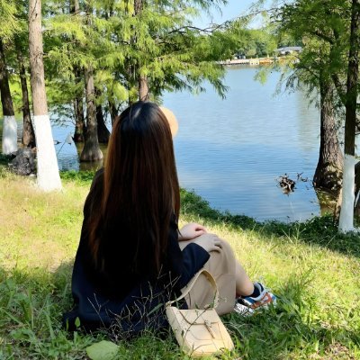 YoruNoHan's profile picture. 🩷夕日が空を染め、残光は明日への優しい手紙となる📖