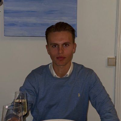 munzz1337's profile picture. 📚 BSc International Business @ Lund University | Intresserad av finans, företagande & börsen
