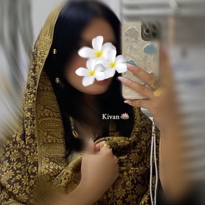 اَلحَمدُلله📍                                                            somewhere between vision boards & lip gloss              https://t.co/xfCNxLydpo
