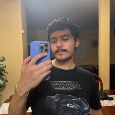 davidddduhh's profile picture. mom of 3