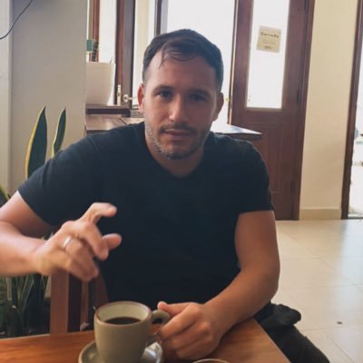 Periodista deportivo 🎙️
Nutrición ancestral-funcional 🍽️
Siempre buen fútbol ⚽️