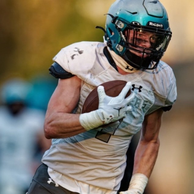 GavinDavis26RB's profile picture. 📍Bonney lake High school | Co2026 | RB/LB, 200 5’10 | GPA 3.0 | 253-244-0578