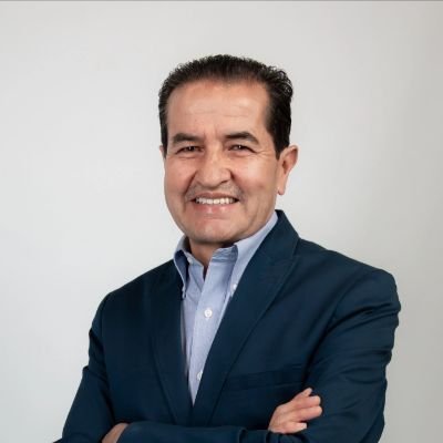 victorhmolinae's profile picture. Médico, Político, trabajando para cambiar el dolido rostro que tiene la enfermedad, la pobreza y la injusticia social.