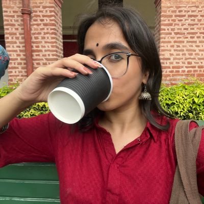 snufflessxx's profile picture. the media has consumed me 📚: 1/50 cr:
