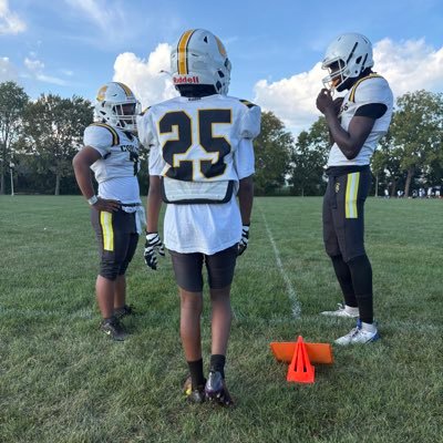lilmike3reasons's profile picture. C/o 2029 🏈