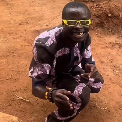 BareCosta's profile picture. Be real