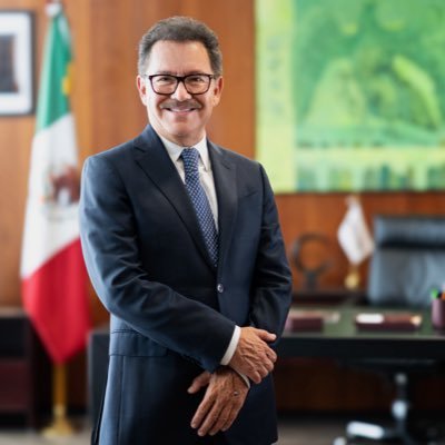 Senador de la República por #Puebla. 🇲🇽 ¡Seguimos haciendo historia! ♥️✌🏼
