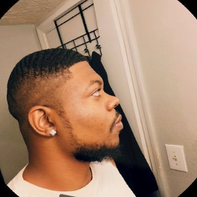 Office Manager | Girl dad | Social Introvert | Sneaker Store terrorist 👟 |🗽NY ✈️ ATL | QGTM | Is it Oochie Wally Wally or Is it One Mic |