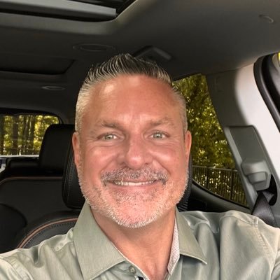 Marine, Retired LEO and Proud Girl Dad! https://t.co/Fj1KCug8RA GO BLUE! https://t.co/4RczUlR8np