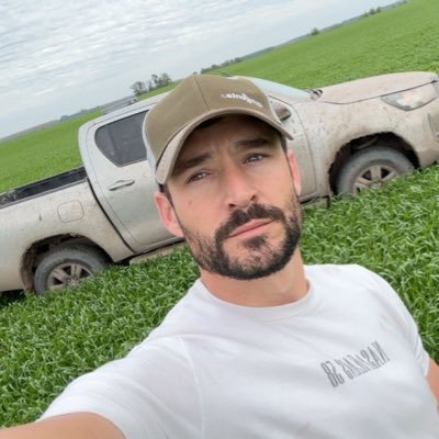 Ing. Agrónomo UBA ( Asesor agropecuario) Papá de 2 chamaquitas