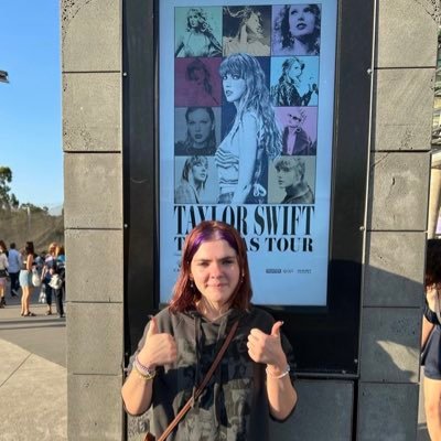 TAYLORSHOWGIRL's profile picture. 