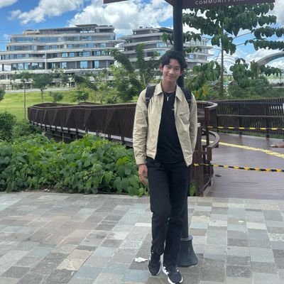 KevinMaula99545's profile picture. Just vibes, no noise