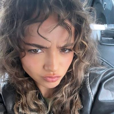 benoismcgrath's profile picture. #LENALUTHOR: Who would've believe it? A Luthor and a super working together