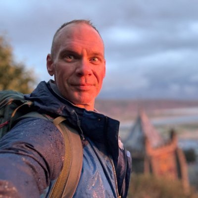 Woruldgenga's profile picture. Husband. Father. Writer. Independent Tolkien Scholar. Veteran Gamemaster. Denizen of Penn's Woods. 0-level Hobbit Clue-finder.